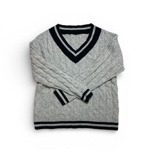 Woman's Gray Cable Knit Sweater with Black Trim